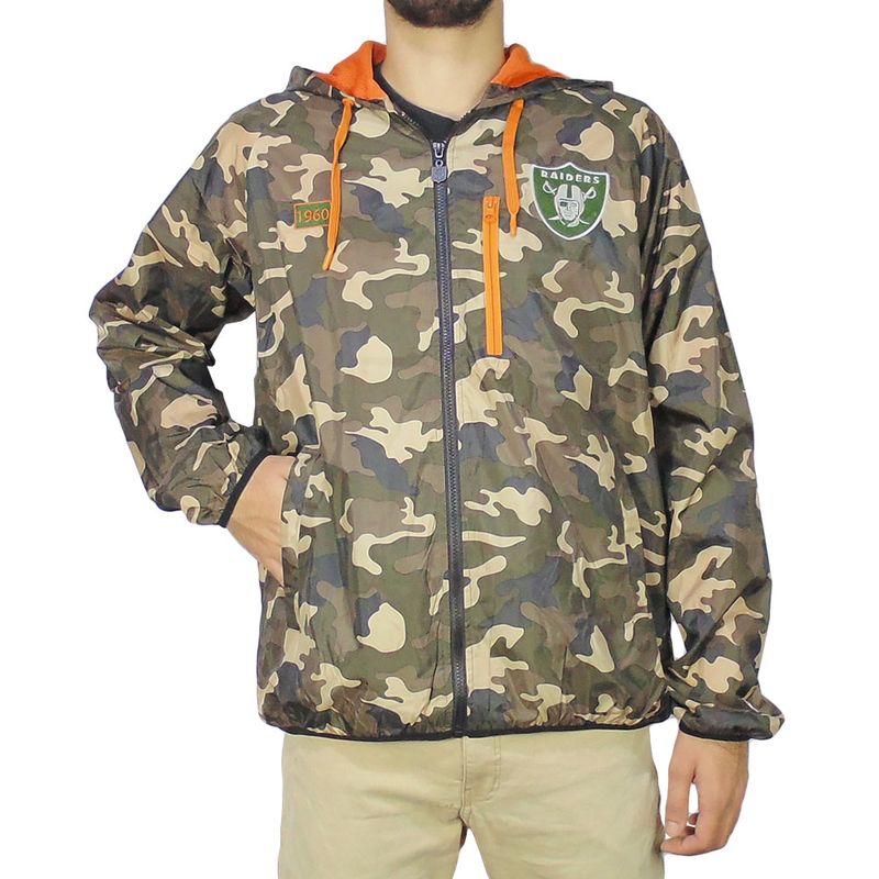 Casaco new era store camuflado