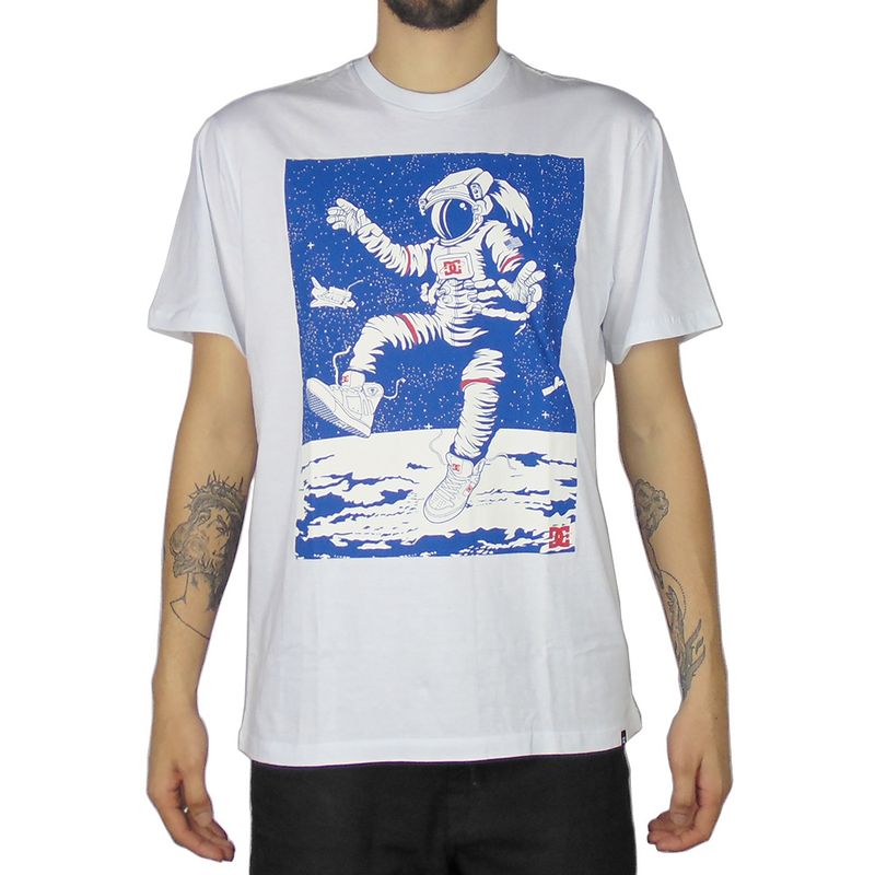 Camiseta-DC-Basica-Farout-Astronaut-Branca