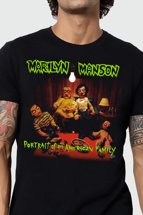 Camiseta Consulado Marilyn Manson Portrait Of An American