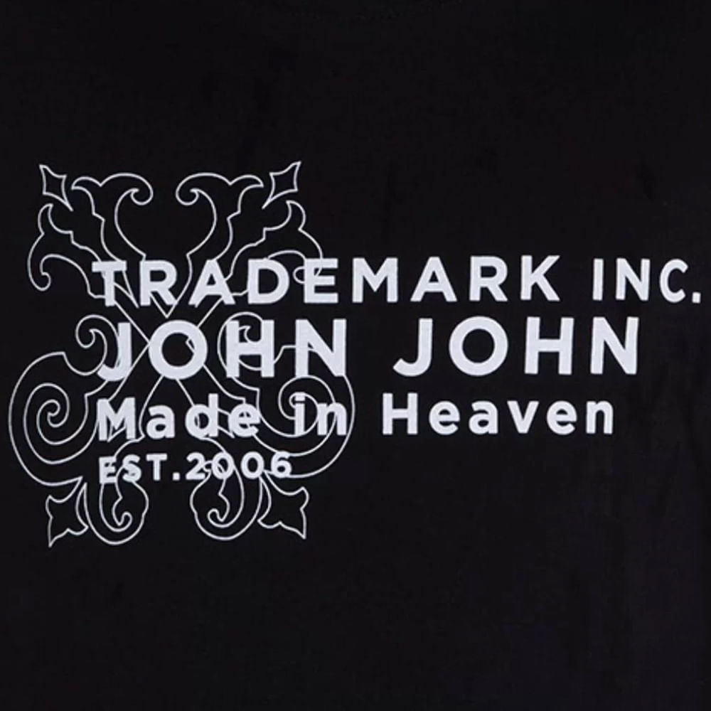 Camiseta John John Trademark Brasão Black - Preta